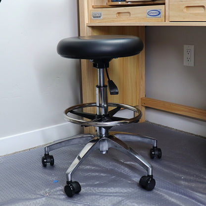 Professional Jeweler's Bench Stool with Hydraulic Lift and Footrest - Clay Revolution