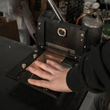 画像をギャラリービューアに読み込む, 4" Guillotine Shear - Made in USA