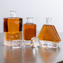 Load image into Gallery viewer, Whiskey Decanter - Triangle - 650ML