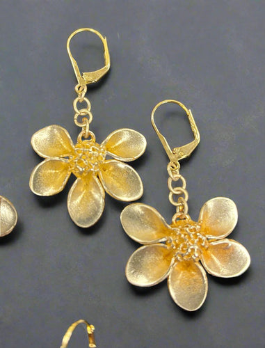 Tucson - Fun Floral Earrings with Carrie Story Feb 2, 2025 1:00-5:00