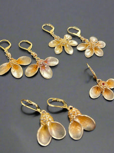 Tucson - Fun Floral Earrings with Carrie Story Feb 5, 2025 12:00-4:00