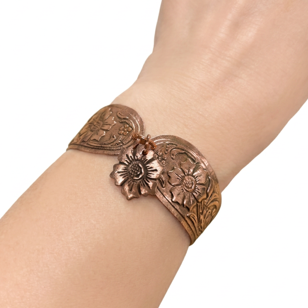 Bent out of Shape: Copper Bracelet with Carrie Story 2-5-27 Tucson