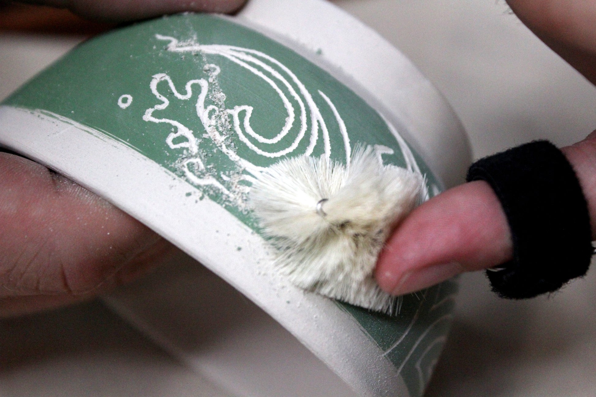 Finger Brush — Rough, Medium, Fine (Sold Individually) - Clay Revolution