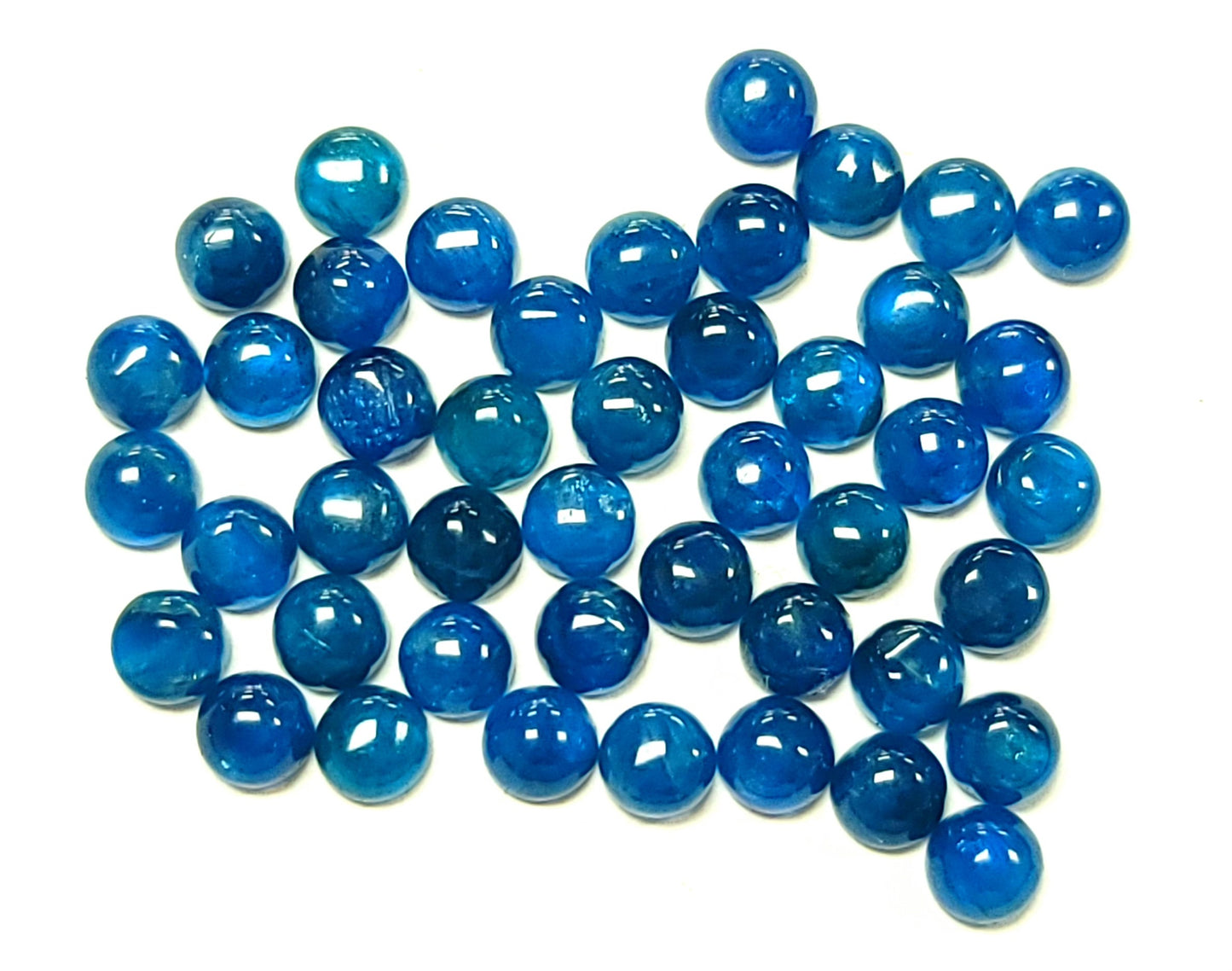 Apatite Round Cabochon