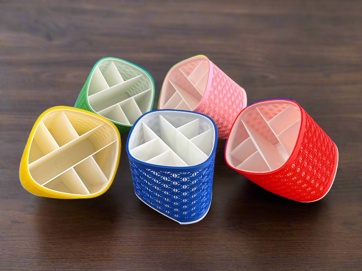 Angled 7 Slot Organizer