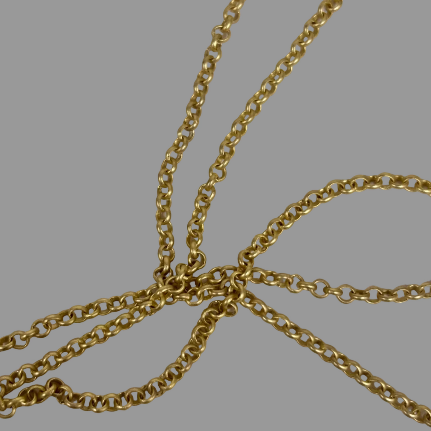 Chain: Gold-Plated Rolo 2mm