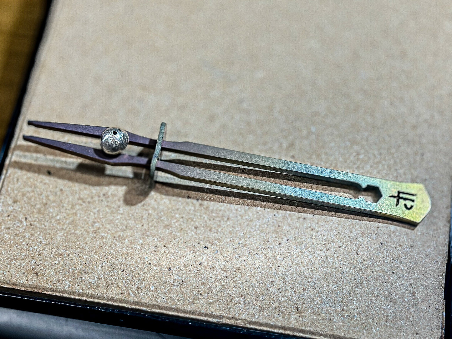 Ti Tweezy (Tweezers) - Clay Revolution