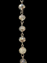 Laden Sie das Bild in den Galerie-Viewer, Beaded chain: Gray Crystal