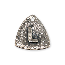 Laden Sie das Bild in den Galerie-Viewer, Tucson - Beginners Silver Clay Initial Charms with Carrie Story - February 5, 2025 2:00-5:00