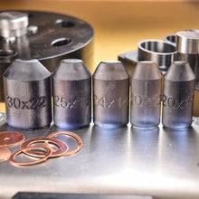 Cargar imagen en el visor de la galería, Oval Disc Cutter Centering Dies