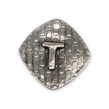 Laden Sie das Bild in den Galerie-Viewer, Tucson - Beginners Silver Clay Initial Charms with Carrie Story - February 5, 2025 2:00-5:00