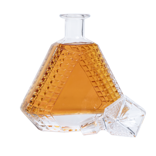 Whiskey Decanter - Triangle - 650ML - Clay Revolution