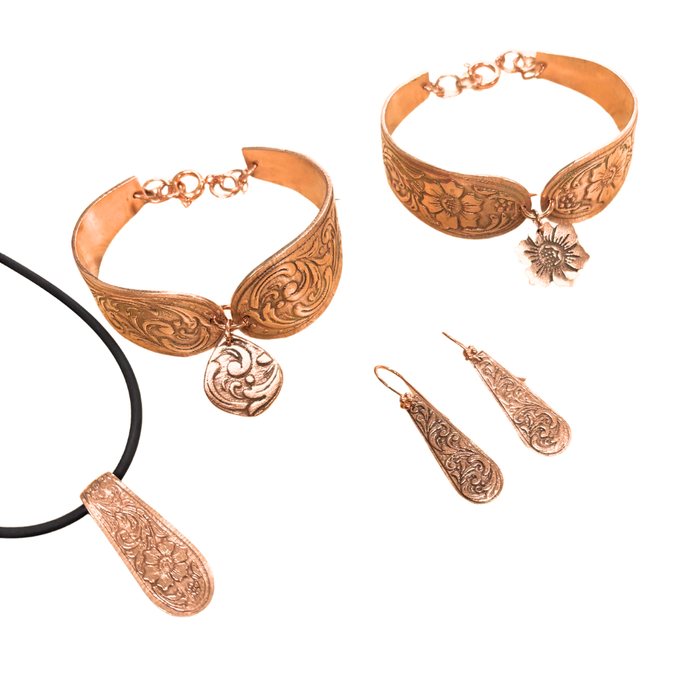 Bent out of Shape: Copper Bracelet with Carrie Story 2-5-27 Tucson