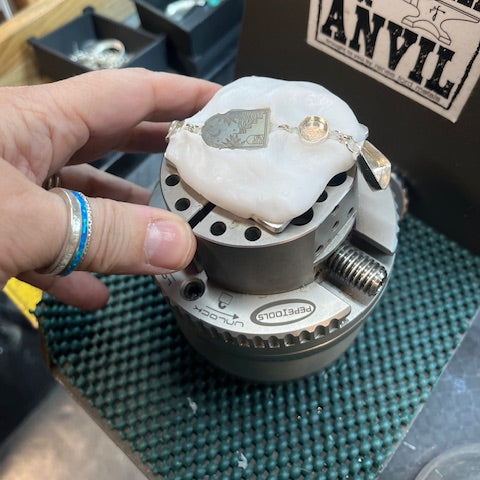 Set-it! Moldable Thermoplastic Work Holder for Engraving and Stone Setting - Clay Revolution