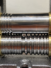 Carregar imagem no visualizador da galeria, Triangle Mill