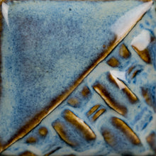 Laden Sie das Bild in den Galerie-Viewer, Mayco Glaze SW-101 Stoneware Stone Denim (16 fl oz)