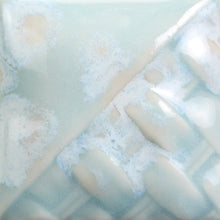Carregar imagem no visualizador da galeria, Mayco Glaze SW-150 Stoneware Celadon Bloom (16 fl oz)