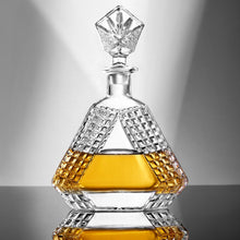 Load image into Gallery viewer, Whiskey Decanter - Triangle - 650ML