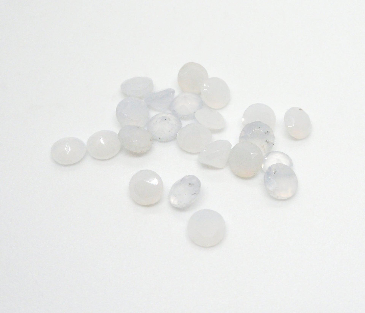 Chalcedony 4mm Faceted - ClayRevolution