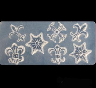 Fleur de Lis Mini Mold - ClayRevolution