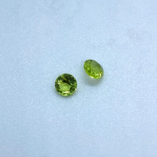 Load image into Gallery viewer, Peridot Round Faceted - ClayRevolution